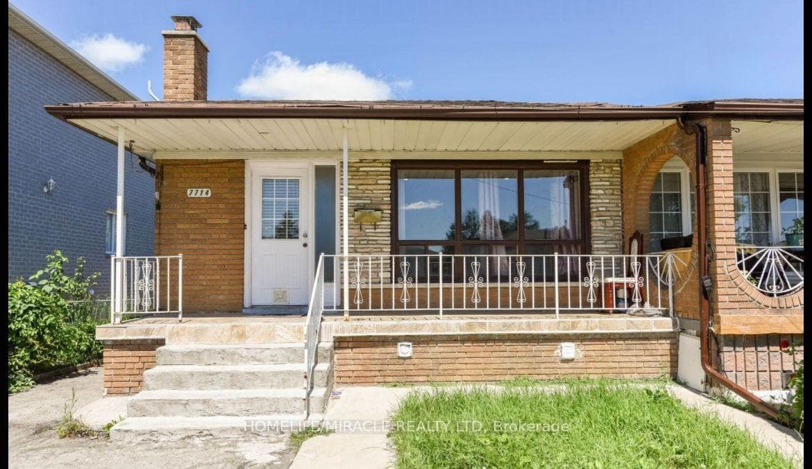 7714 Redstone Road, Mississauga, ON L4T 2B9 - Photo 1