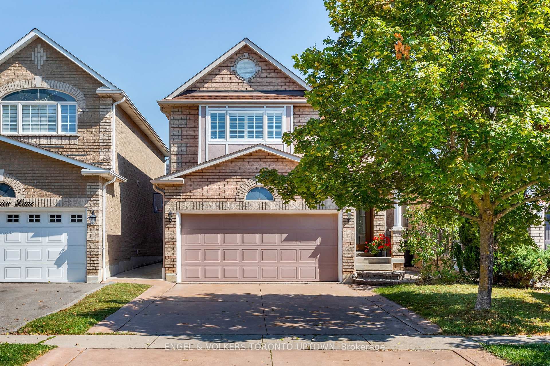 48 Trailview Lane, Caledon, ON L7E 2W1 - Photo 1