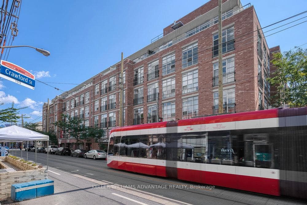955 Queen Street Unit 324, Toronto C01