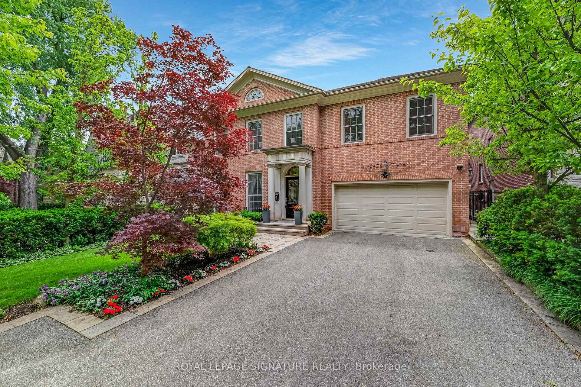 127 Buckingham Avenue, Bridle Path / York Mills / Hoggs Hollow, ON M4N 1R5 - Photo 1