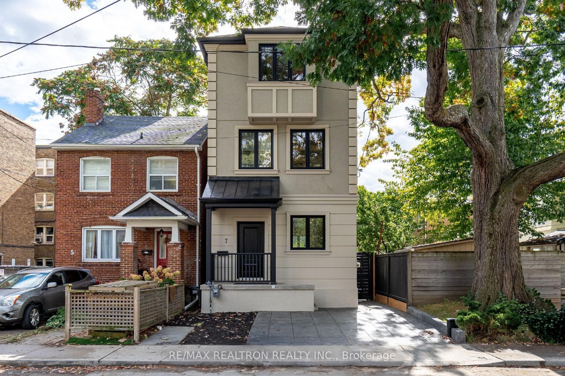 7 Louise Avenue, Forest Hill / Deer Park, ON M6C 1E3 - Photo 1