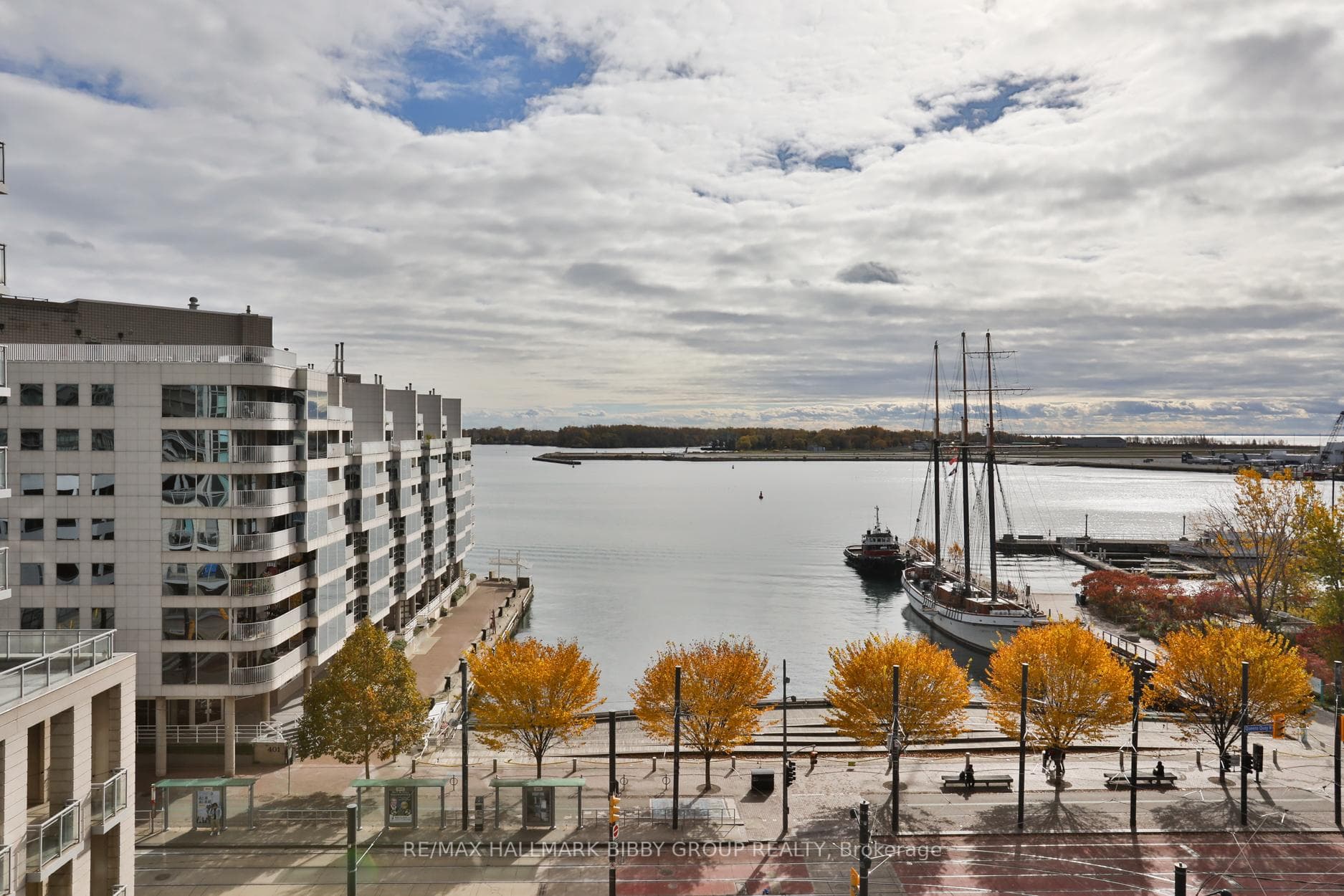 410 Queens Quay N/A Unit 703, Downtown Toronto / Waterfront, ON M5V 3T1 - Photo 1