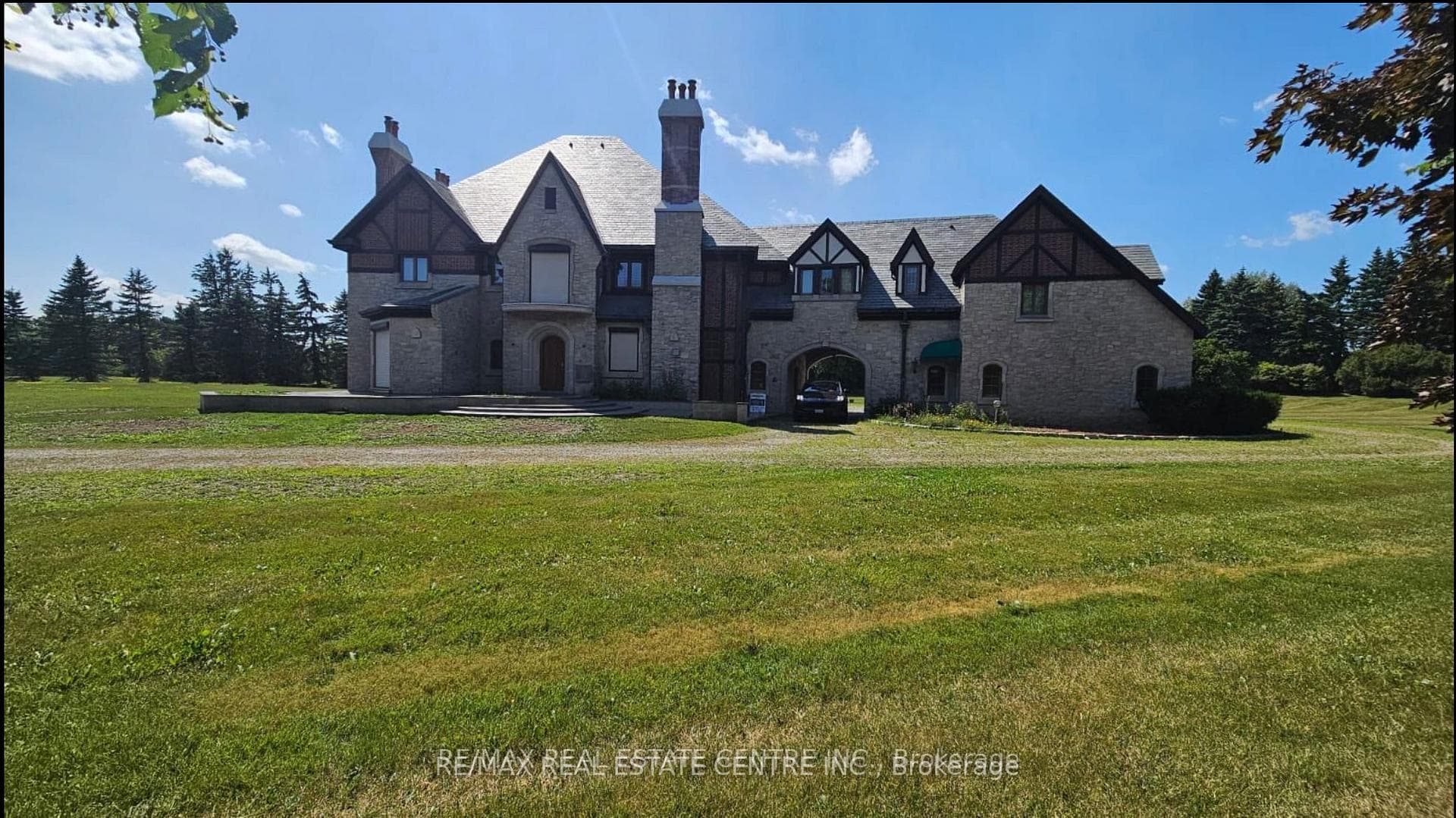 2 Edgeforest Drive, Brampton, ON L6P 0E1 - Photo 1