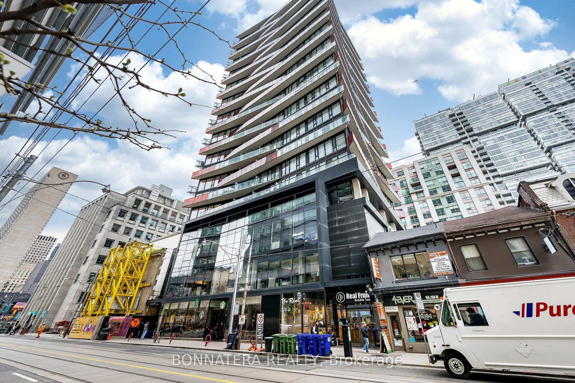 215 Queen Street Unit 1103, Toronto C01