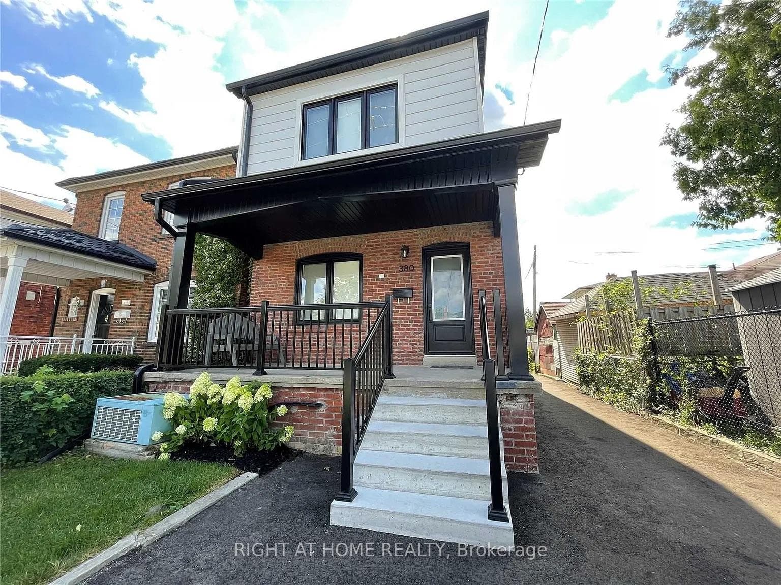 380 Northcliffe Boulevard Unit Upper, Forest Hill / Deer Park, ON M6E 3L1 - Photo 1