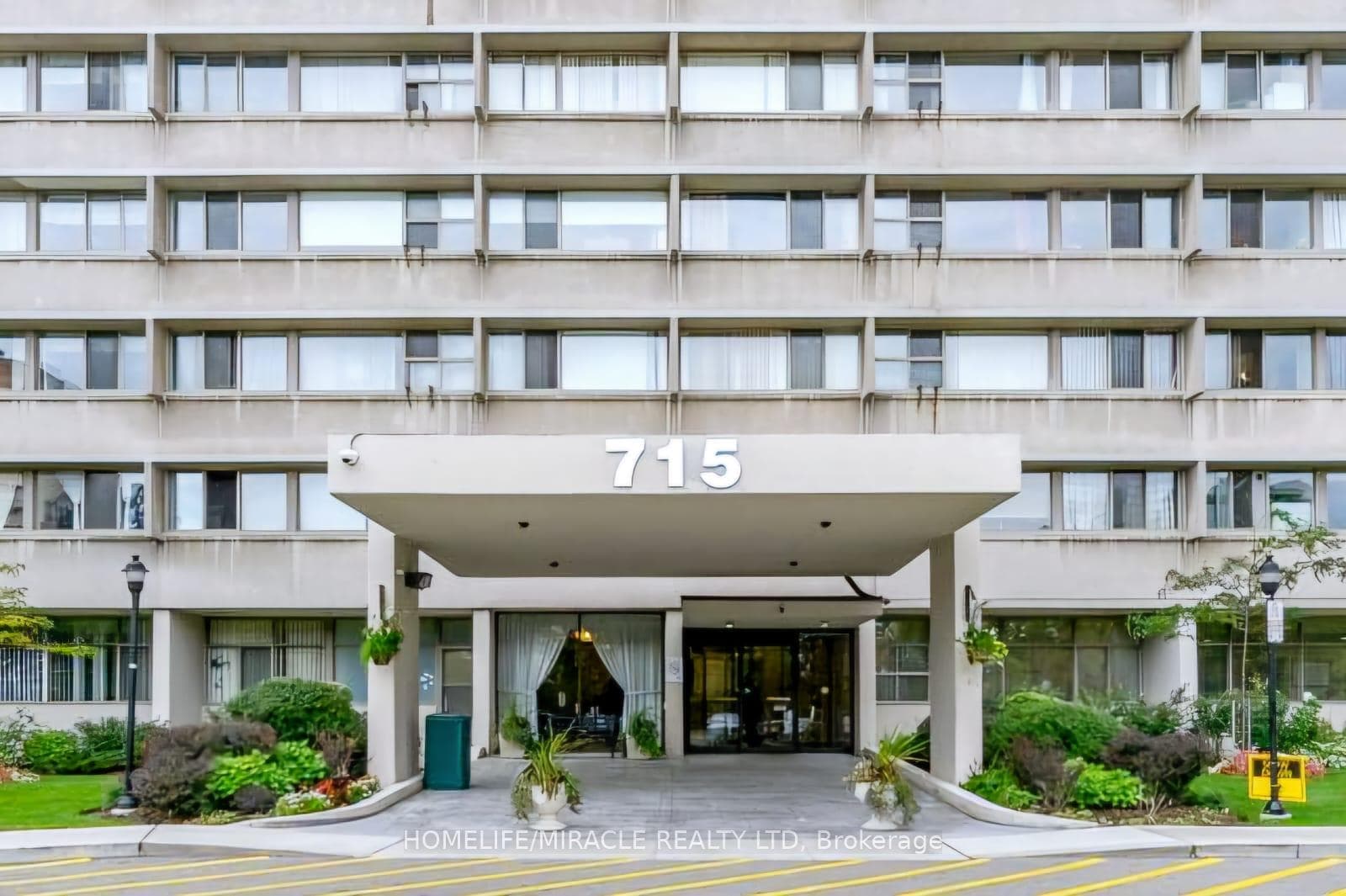 715 Don Mills Road Unit 201, Flemingdon Park / Don Mills, ON M3C 1S5 - Photo 1