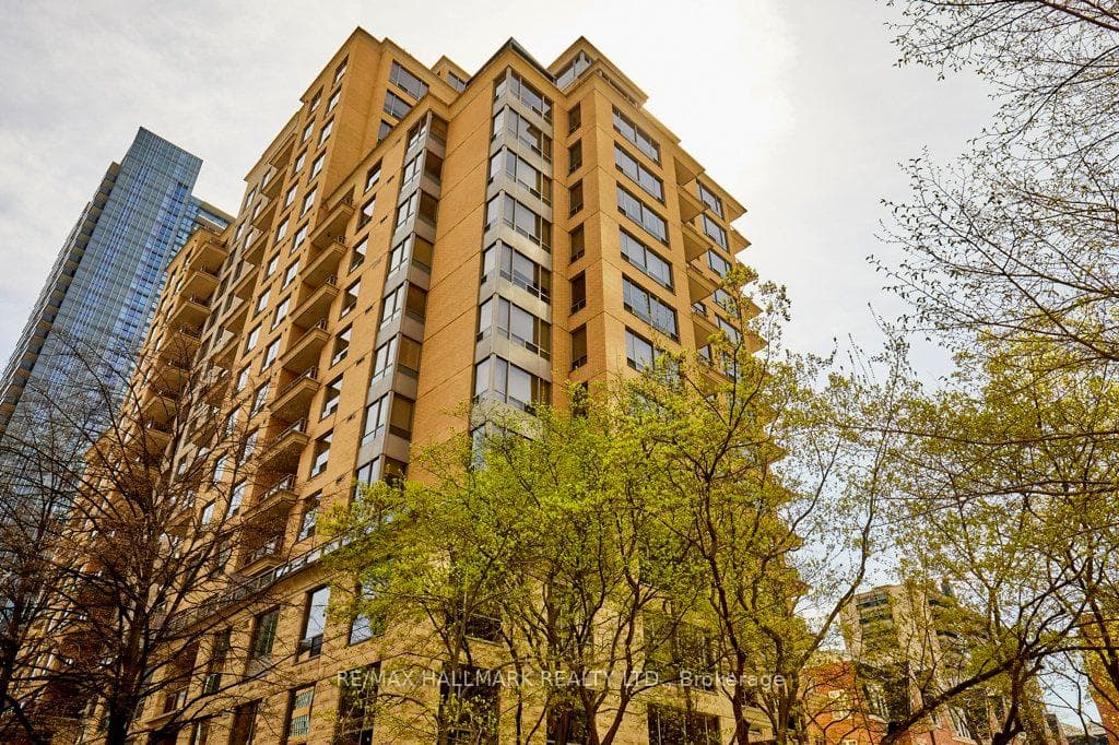 123 Eglinton Avenue Unit 607, Leaside / Davisville, ON M4P 1J2 - Photo 1