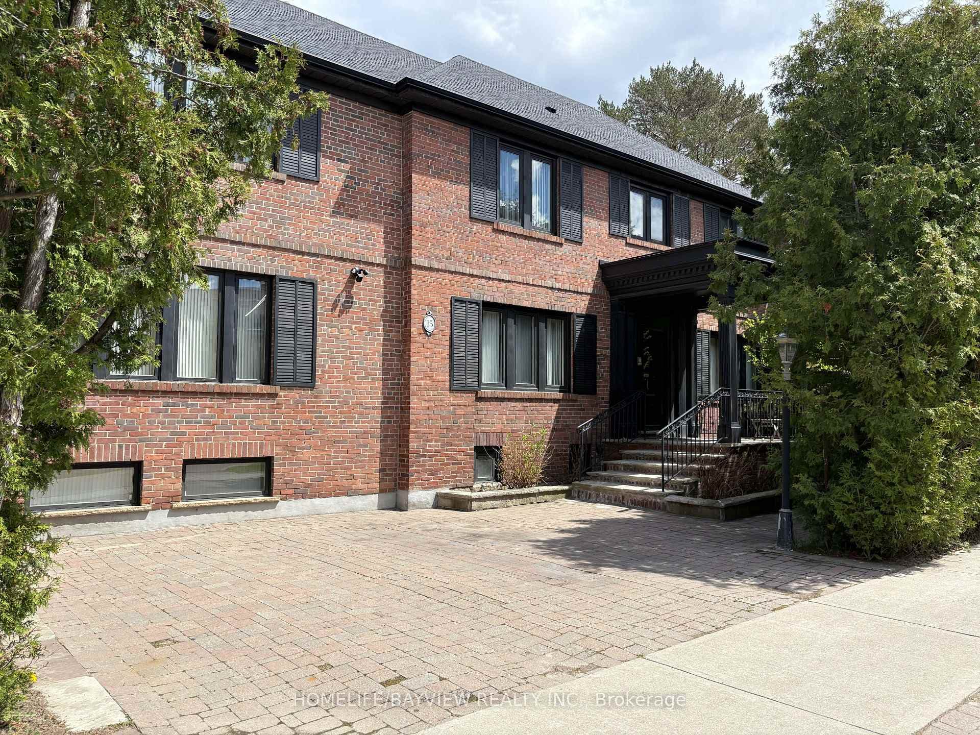 15 Glen Rush Boulevard, Lawrence Park / Bedford Park, ON M5N 2T4 - Photo 1