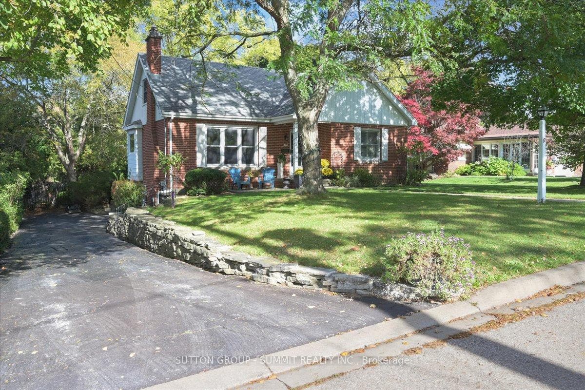 17 Tally Ho Drive, Hamilton