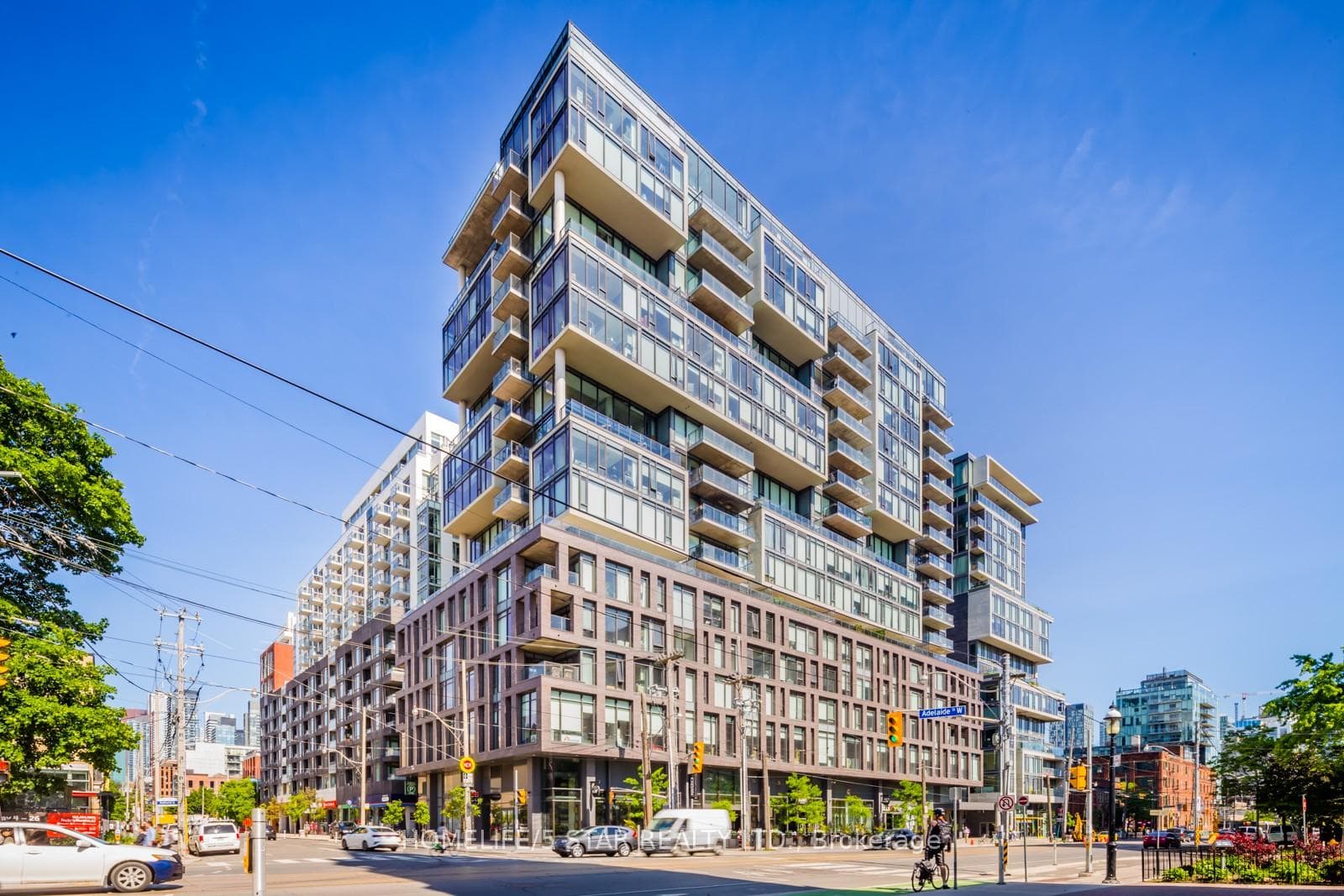 111 Bathurst Street Unit Unit 714, Downtown Toronto / Waterfront, ON M5V 0M9 - Photo 1