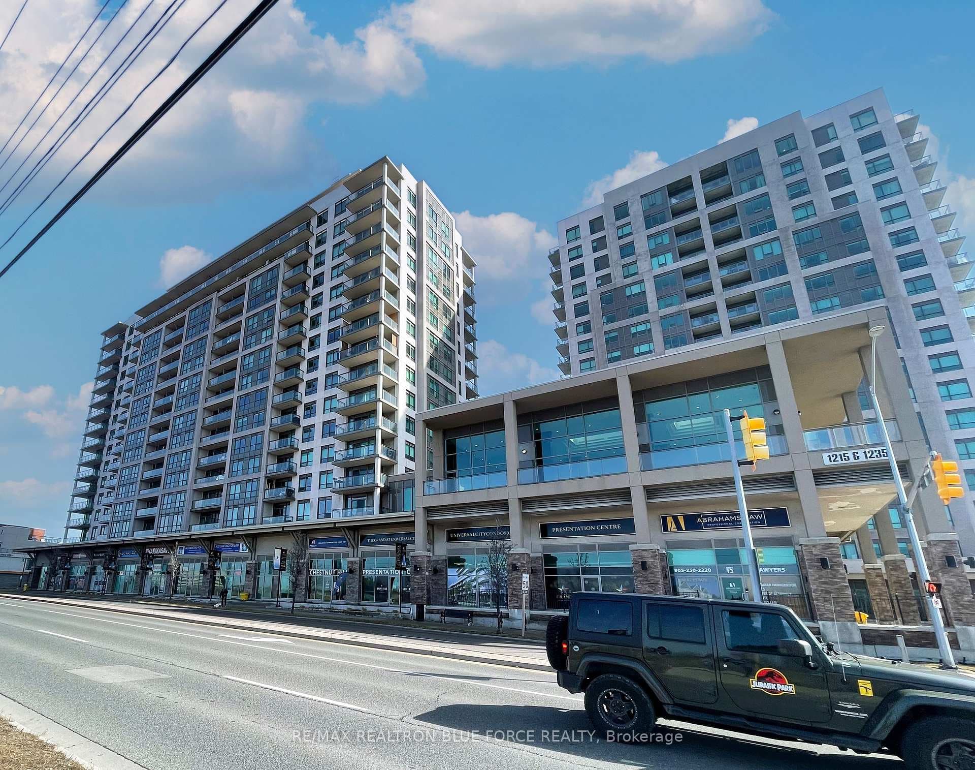 1235 Bayly Street Unit 409, Pickering, ON L1W 1L7 - Photo 1