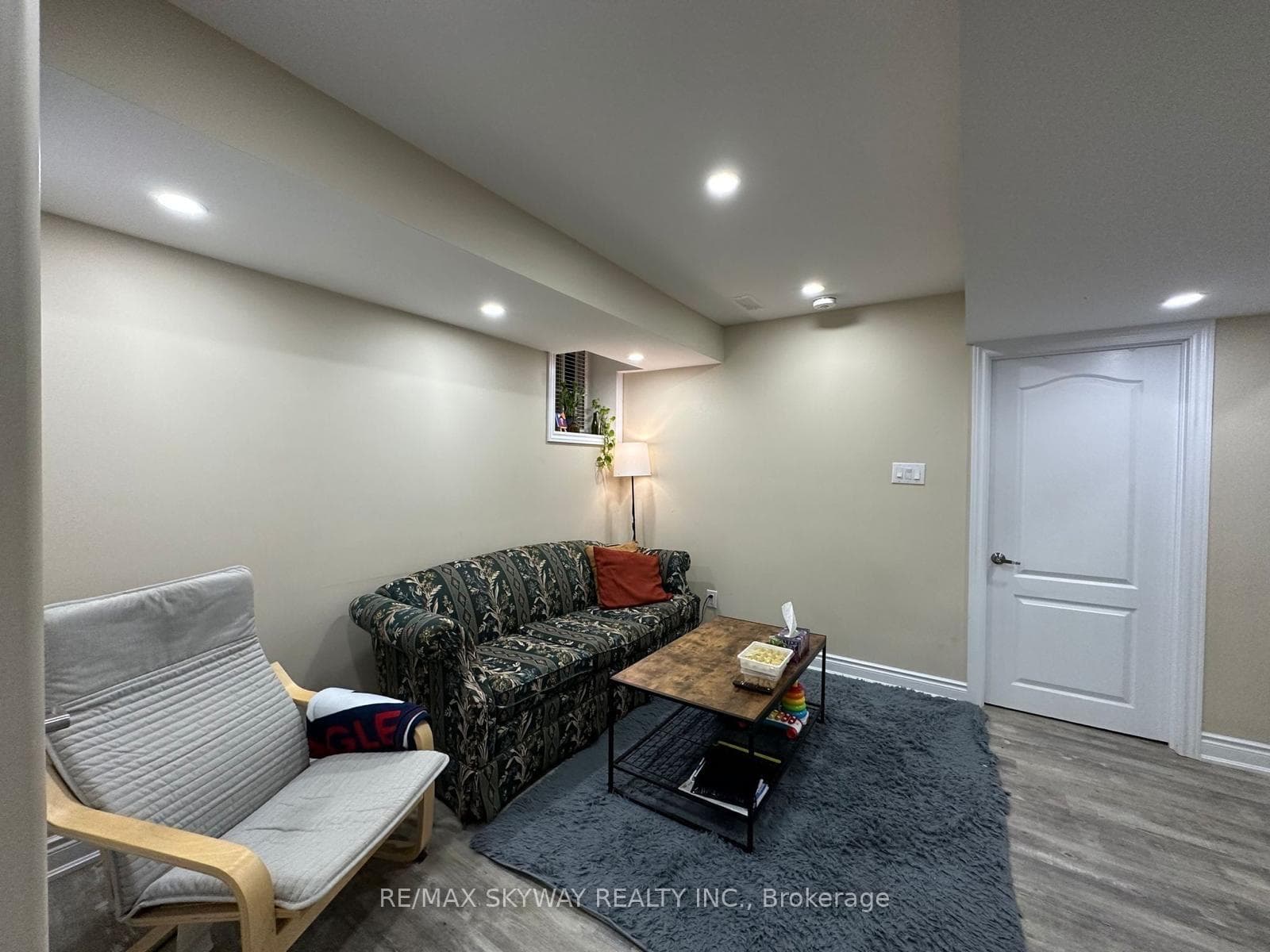 71 Vezna Crescent Unit Basement, Brampton, ON L6X 5K4 - Photo 1