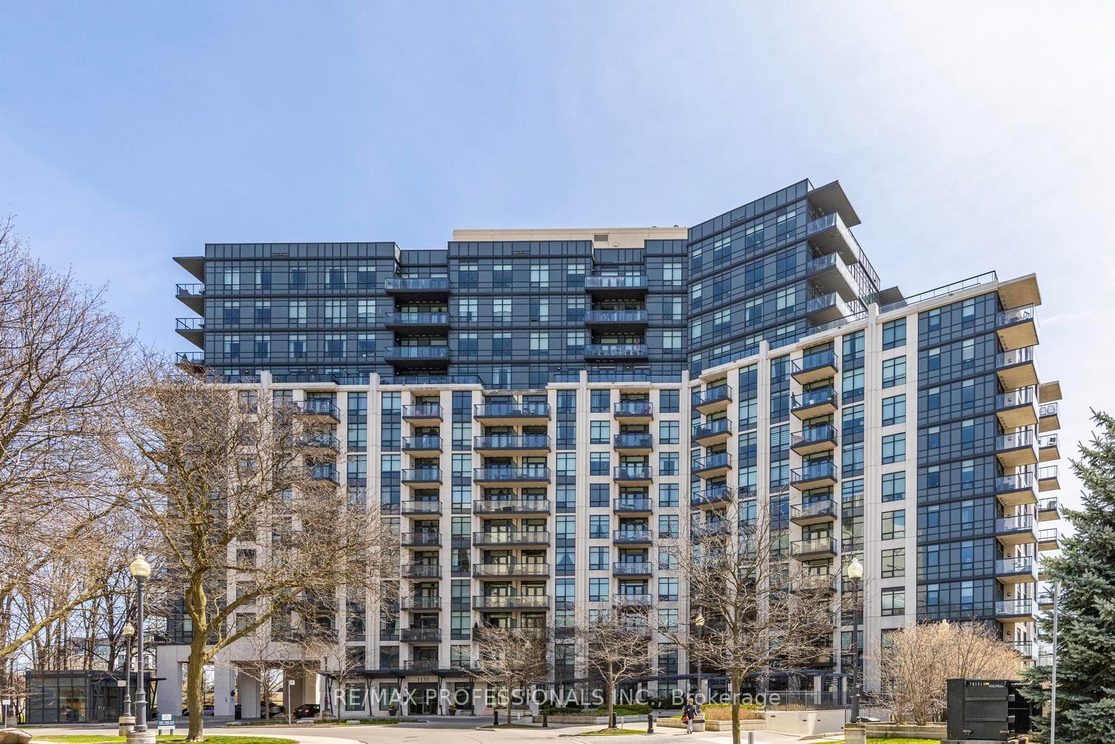 1135 Royal York Road Unit 801, Etobicoke (Islington / Rexdale), ON M9A 0C3 - Photo 1