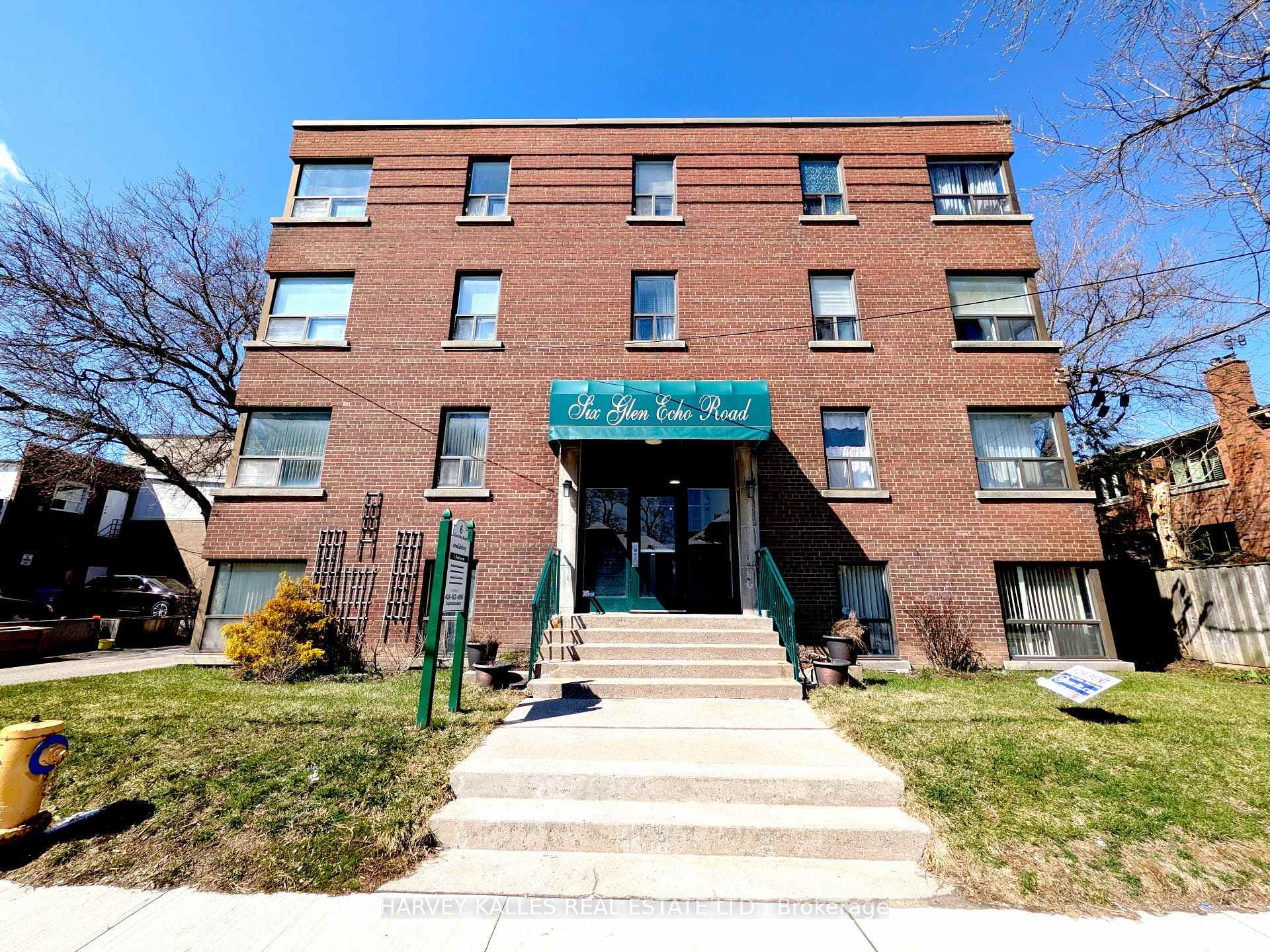 6 Glen Echo Road Unit 304, Lawrence Park / Bedford Park, ON M4N 2C9 - Photo 1