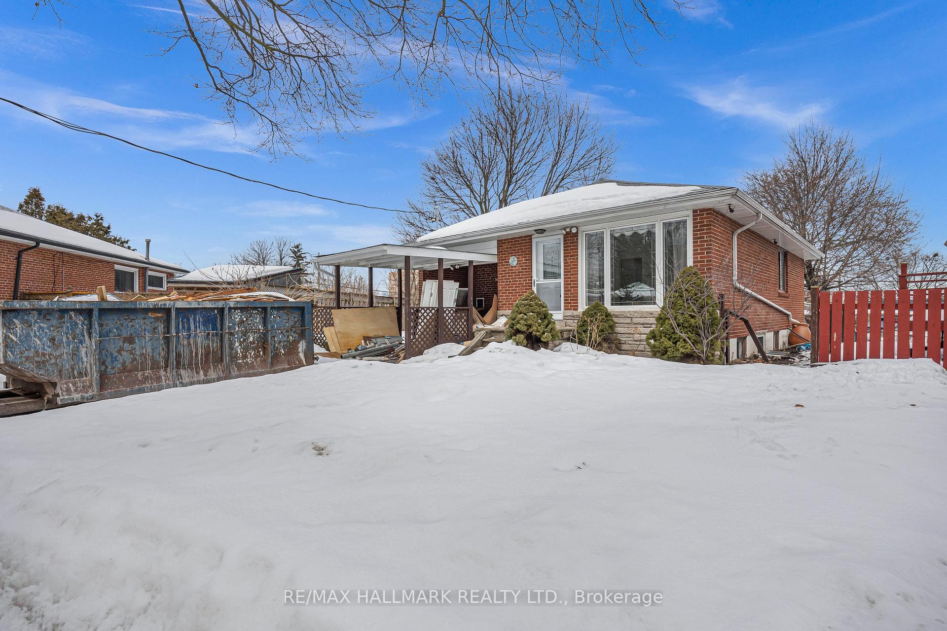 28 Furlong Court Unit Main, Scarborough (West Hill / Highland Creek), ON M1J 1Y8 - Photo 1