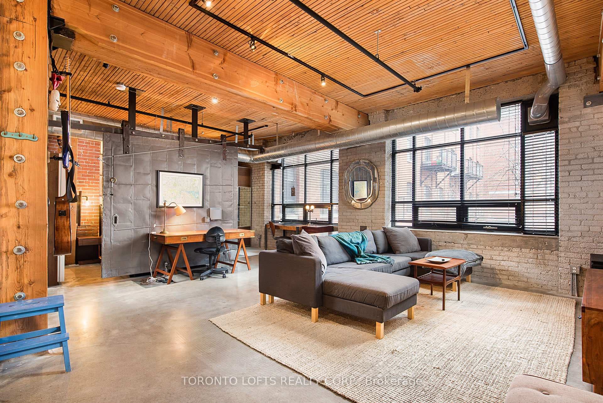 68 Broadview Avenue Unit 201, Riverdale / Leslieville, ON M4M 2E6 - Photo 1