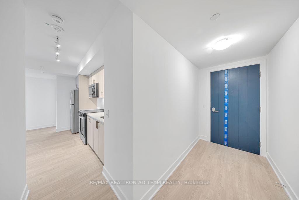 2545 Simcoe Street Unit 416, Oshawa, ON L1N 0R5 - Photo 1