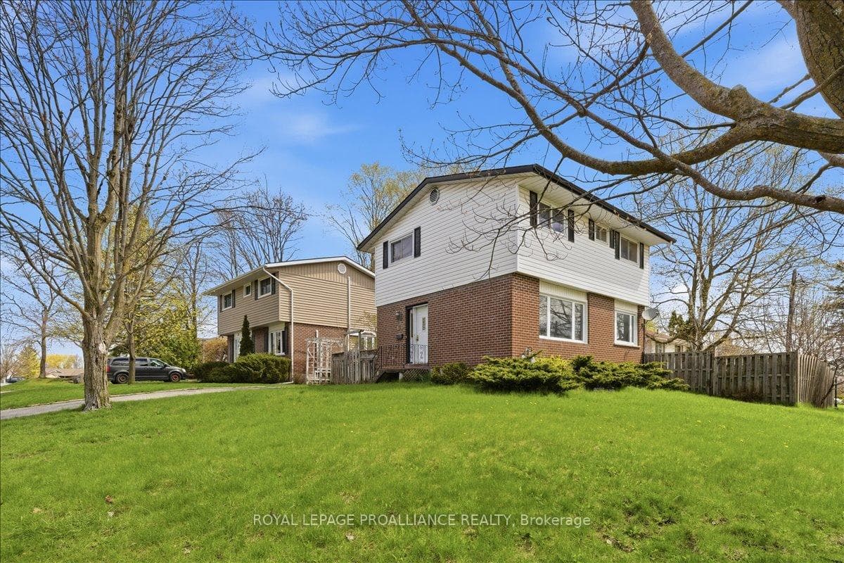 131 Prospect Hill, Quinte West, ON K8V 2V7 - Photo 1