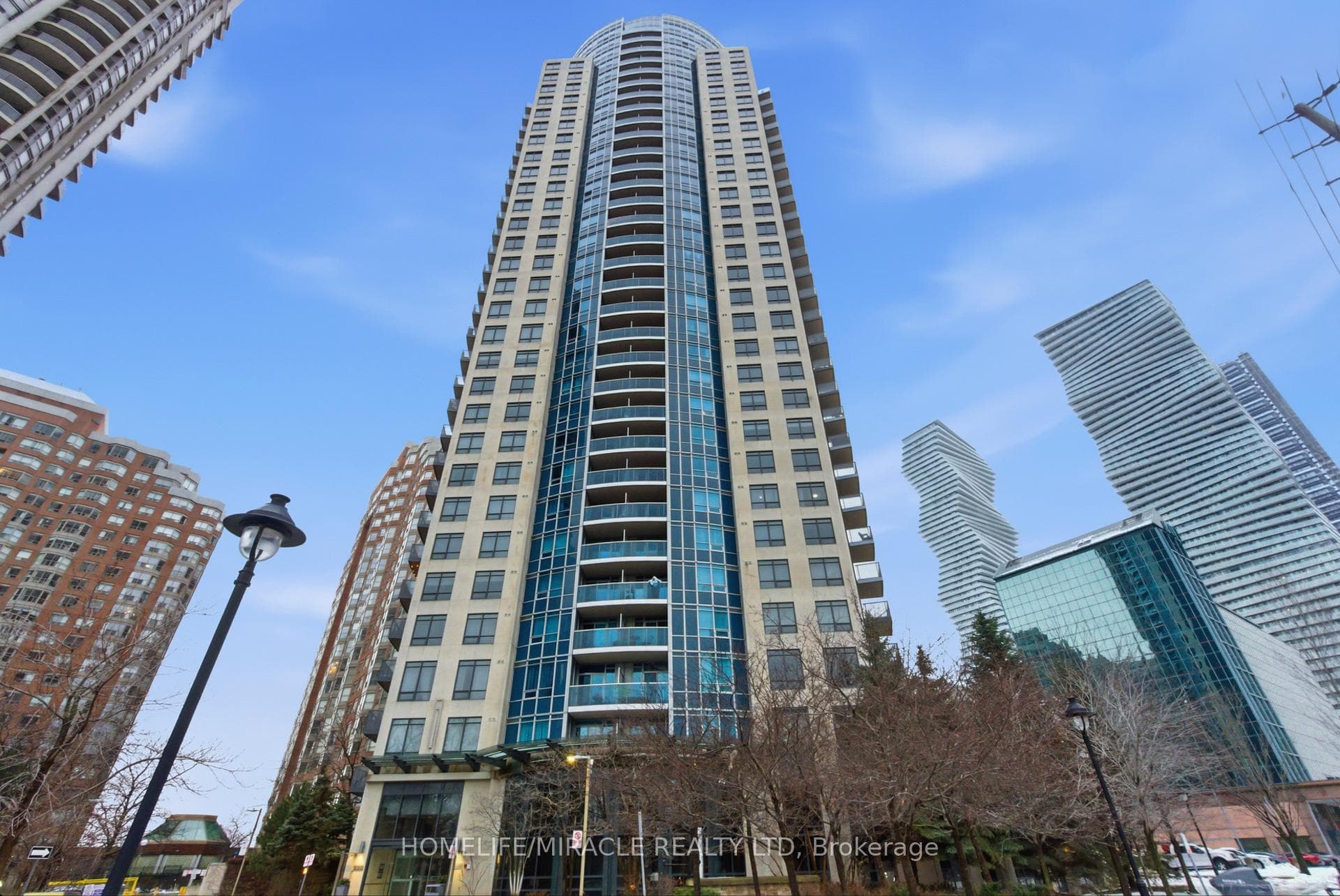 330 Burnhamthorpe Road Unit 2901, Mississauga, ON L5B 3Y5 - Photo 1