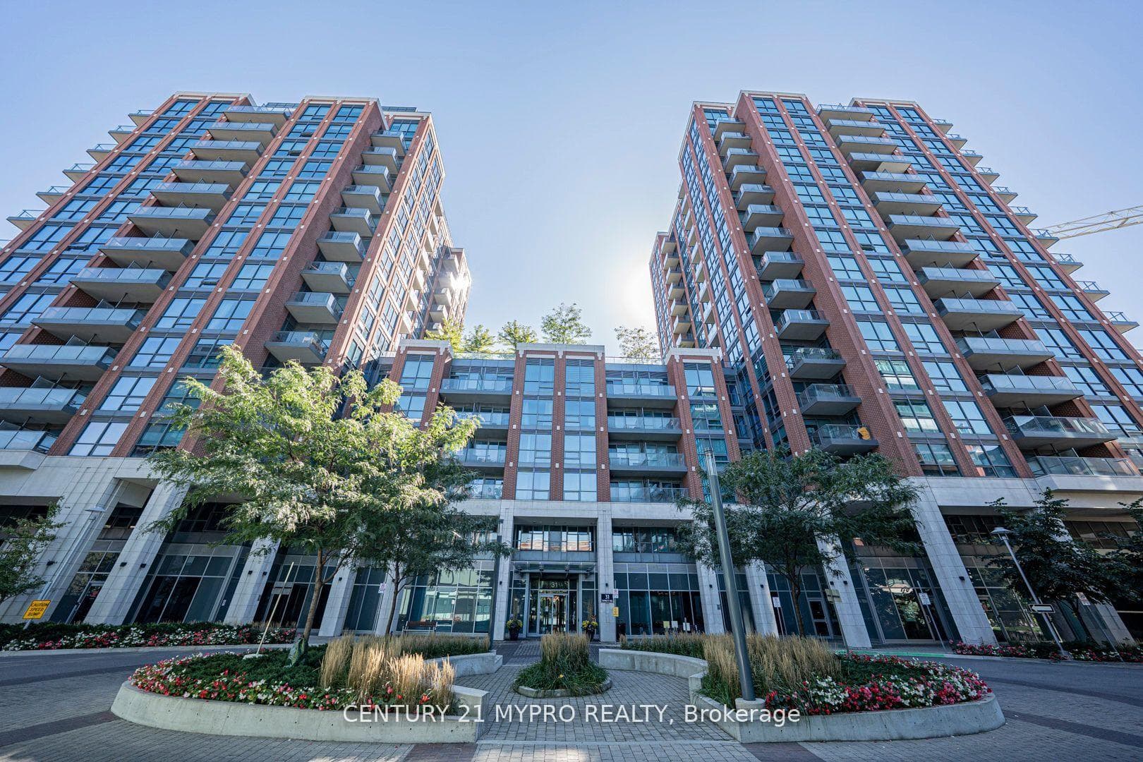 31 Tippett Road Unit 559, North York (Bathurst Manor / Clanton Park), ON M3H 0C8 - Photo 1
