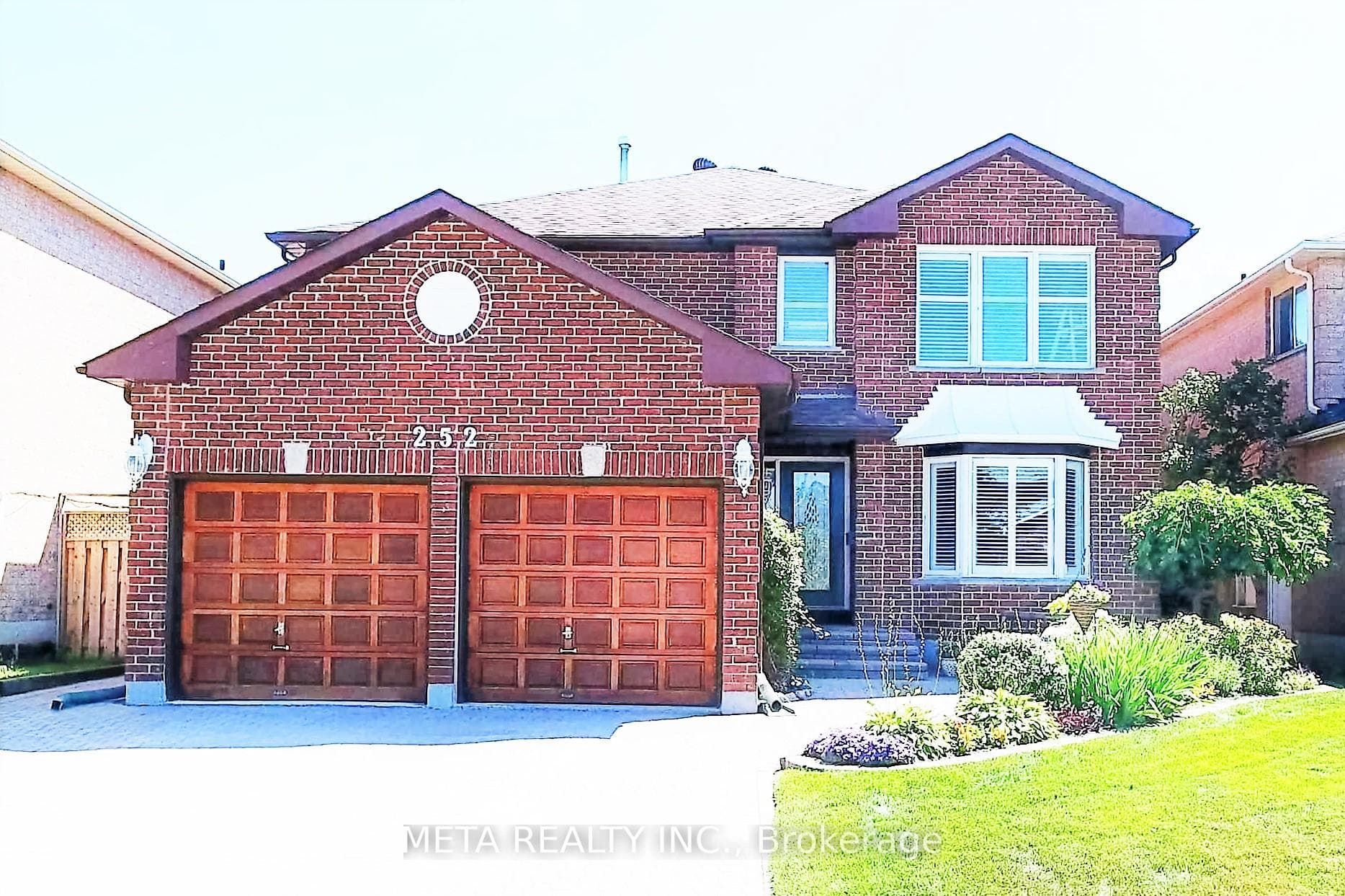 252 Howell Crescent Unit Bsmt, Pickering, ON L1V 6C3 - Photo 1