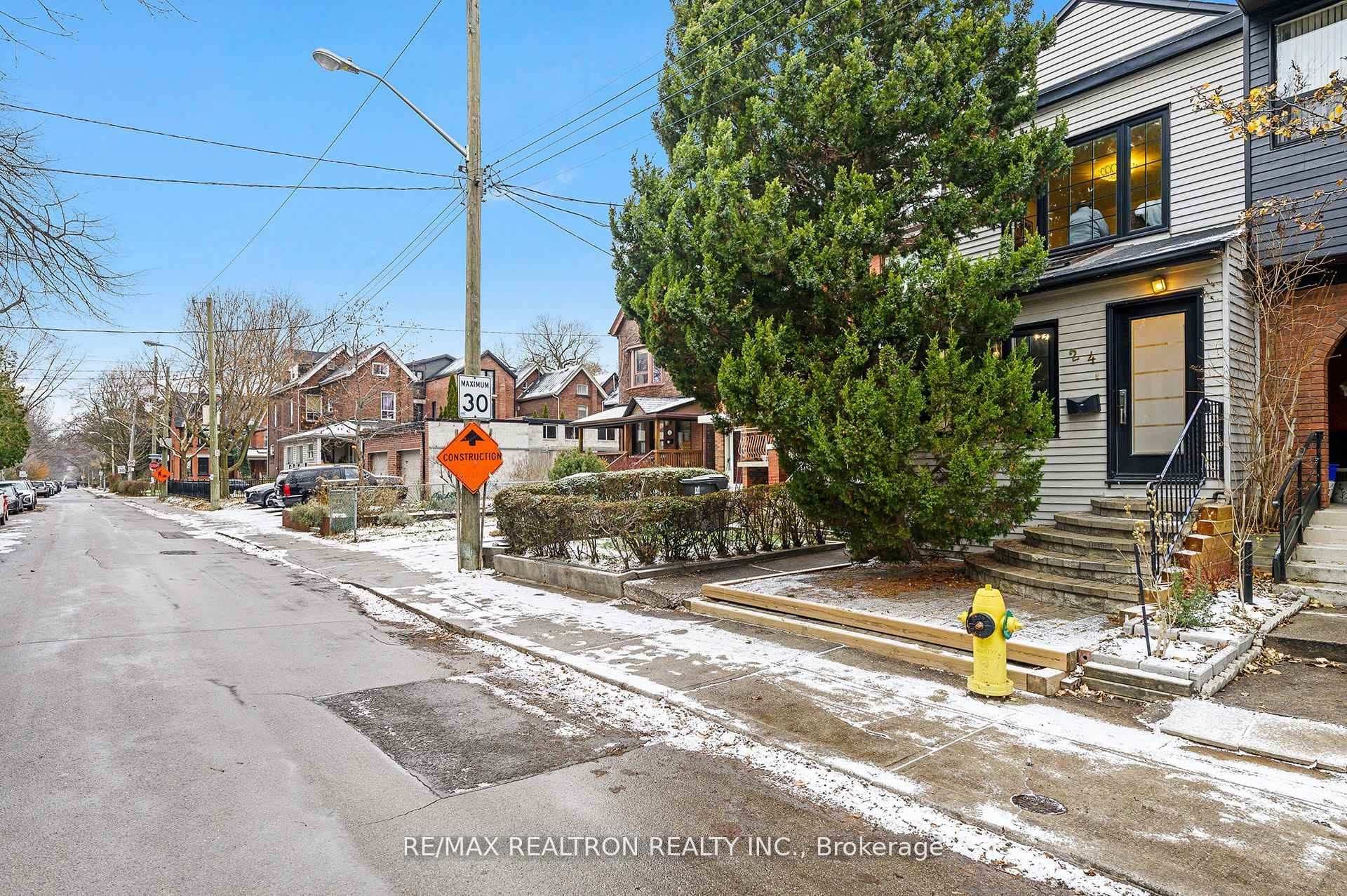 24 Marion Street, High Park / Junction / Roncesvalles, ON M6R 1E5 - Photo 1