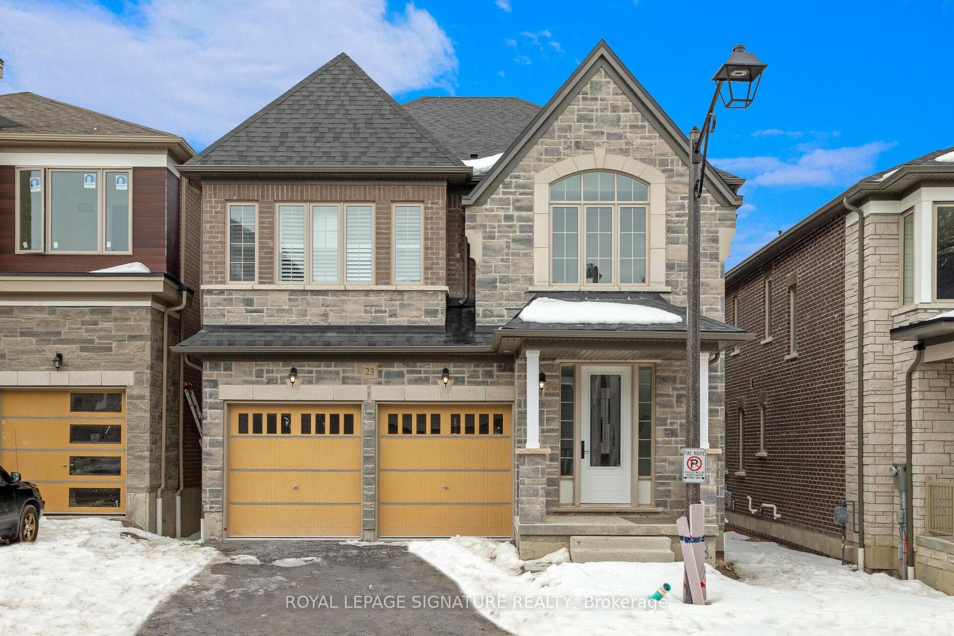 400 Finch Avenue Unit 23, Pickering, ON L1V 0G7 - Photo 1