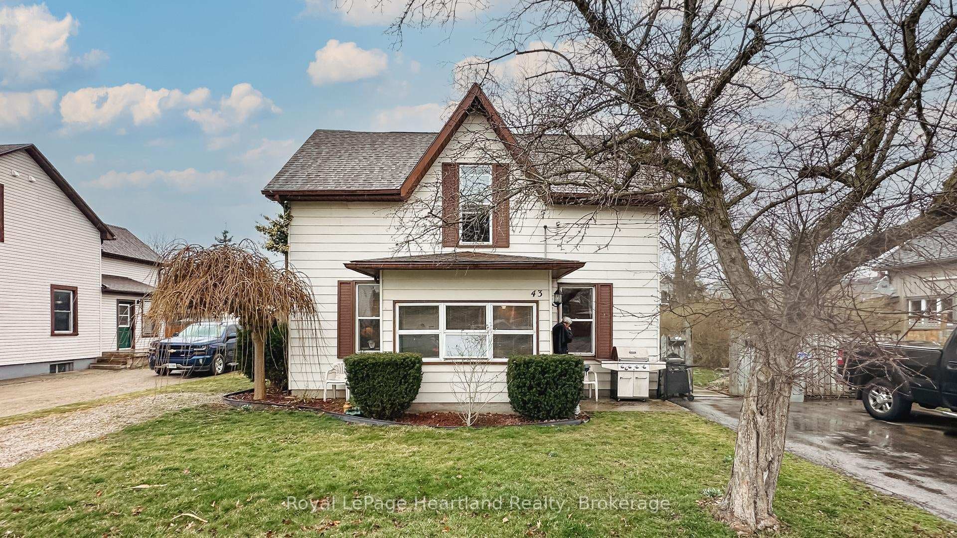 43 Trafalgar Street, Goderich, ON N7A 1T3 - Photo 1