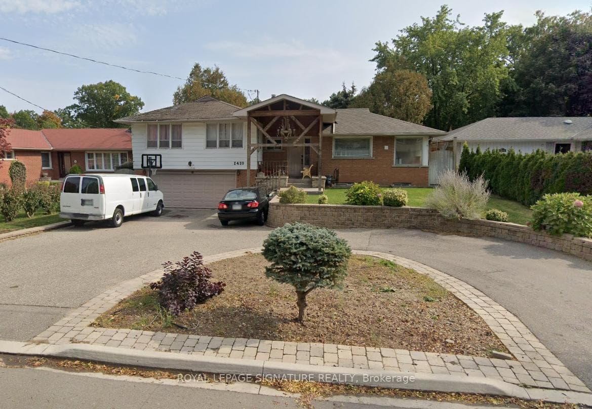 1410 Larchview Trail, Mississauga, ON L5E 2R9 - Photo 1