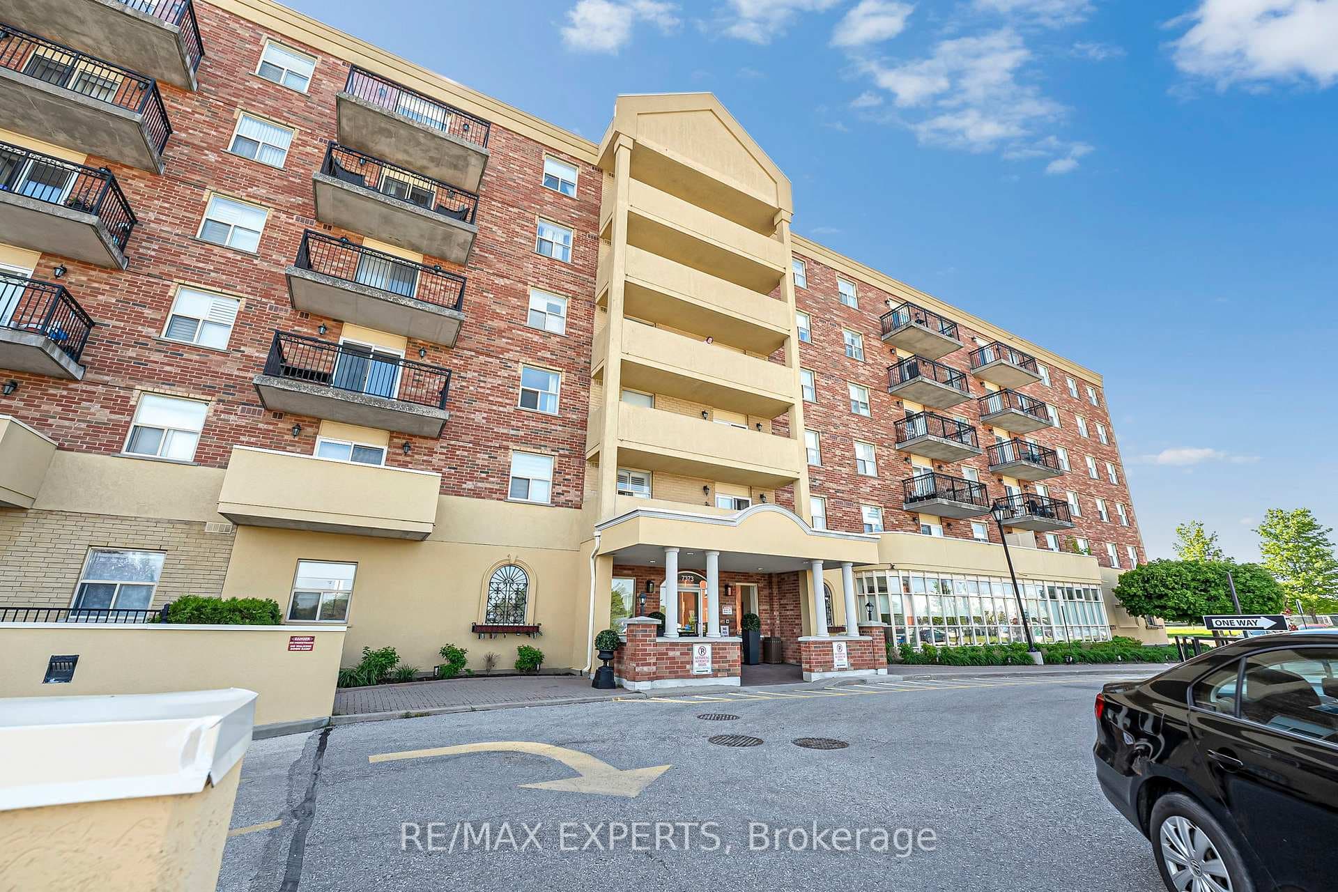 7373 Martin Grove Road Unit 214, Vaughan, ON L4L 9K1 - Photo 1