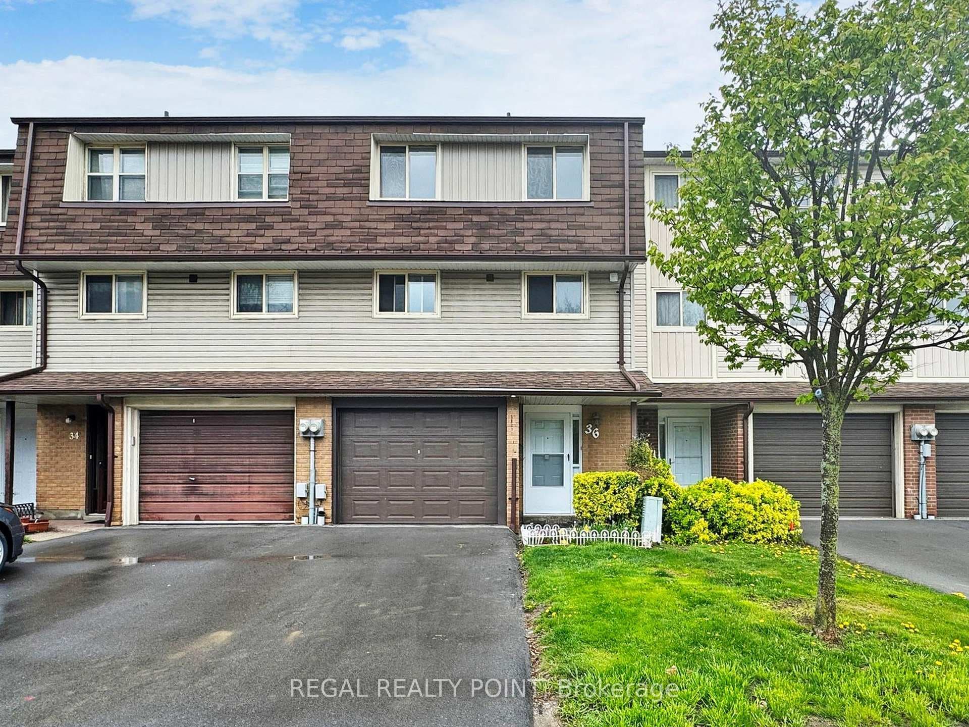 36 Freshmeadow Drive, Hillcrest Village / Bayview Village, ON M2H 2T1 - Photo 1