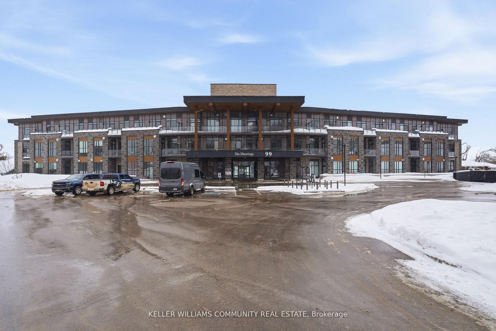 99 Louisa Street Unit 206, Kawartha Lakes, ON K0M 1N0 - Photo 1