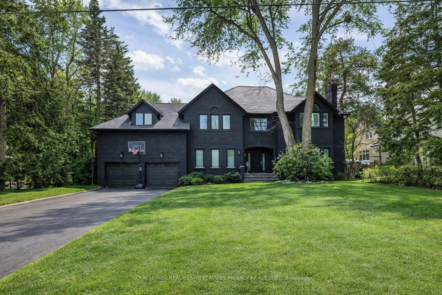 1436 Crescent Road, Mississauga, ON L5H 1P6 - Photo 1