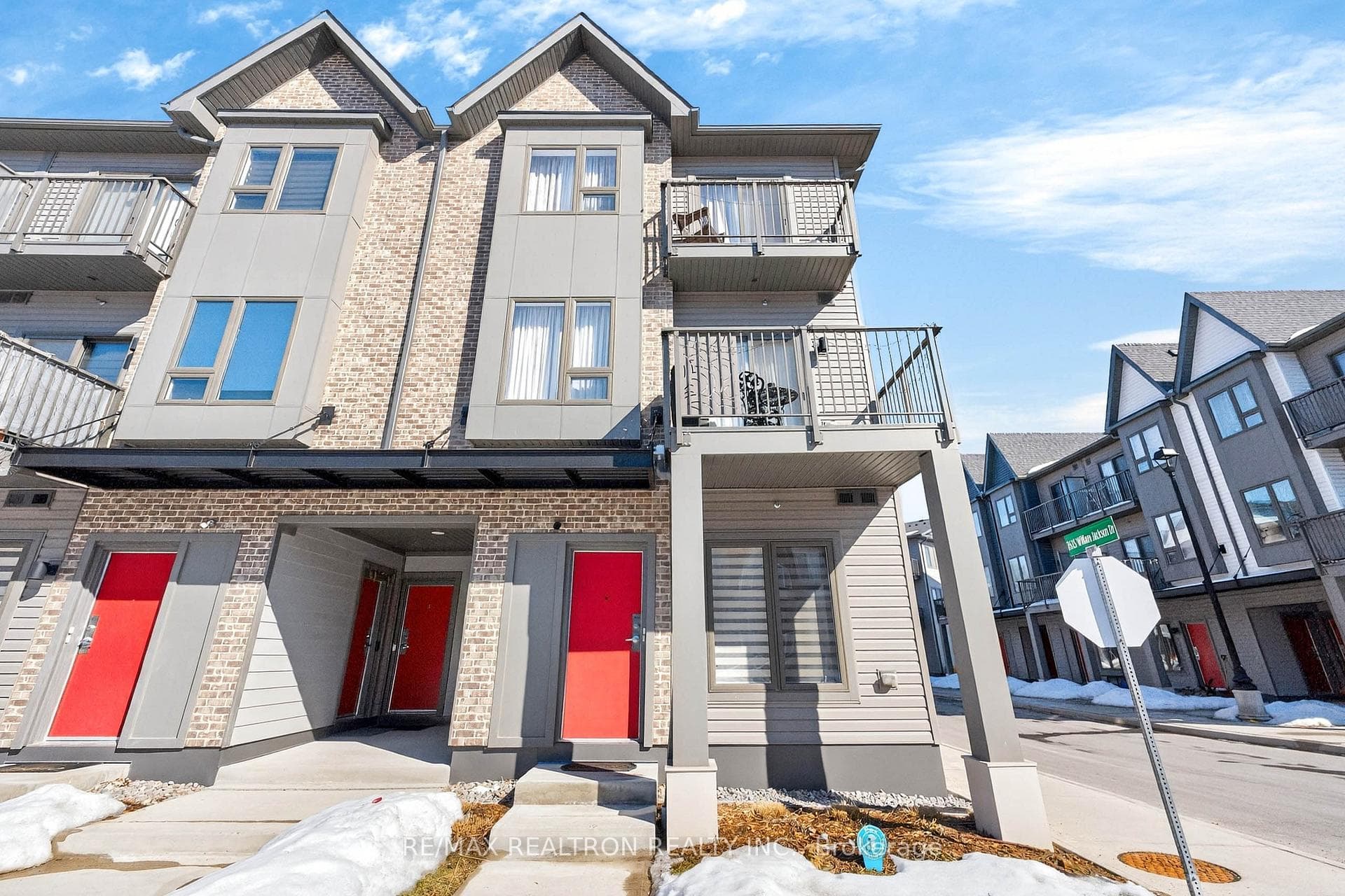2635 William Jackson Drive Unit 415, Pickering, ON L1X 0L4 - Photo 1