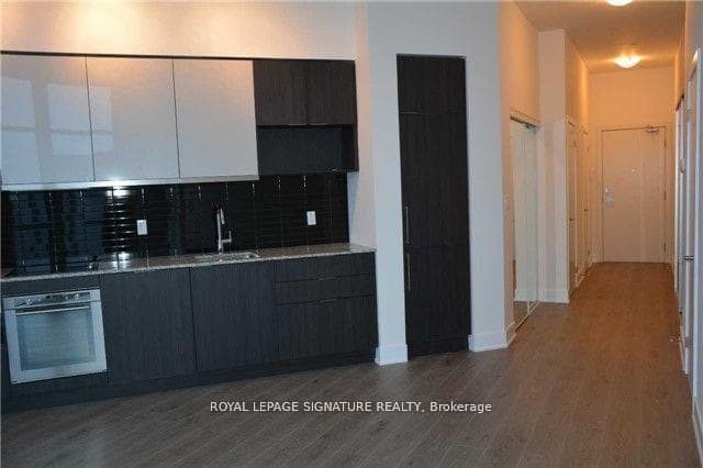 99 The Donway N/A Unit 101, Don Mills / Parkwoods / Victoria Village, ON M3C 0N8 - Photo 1