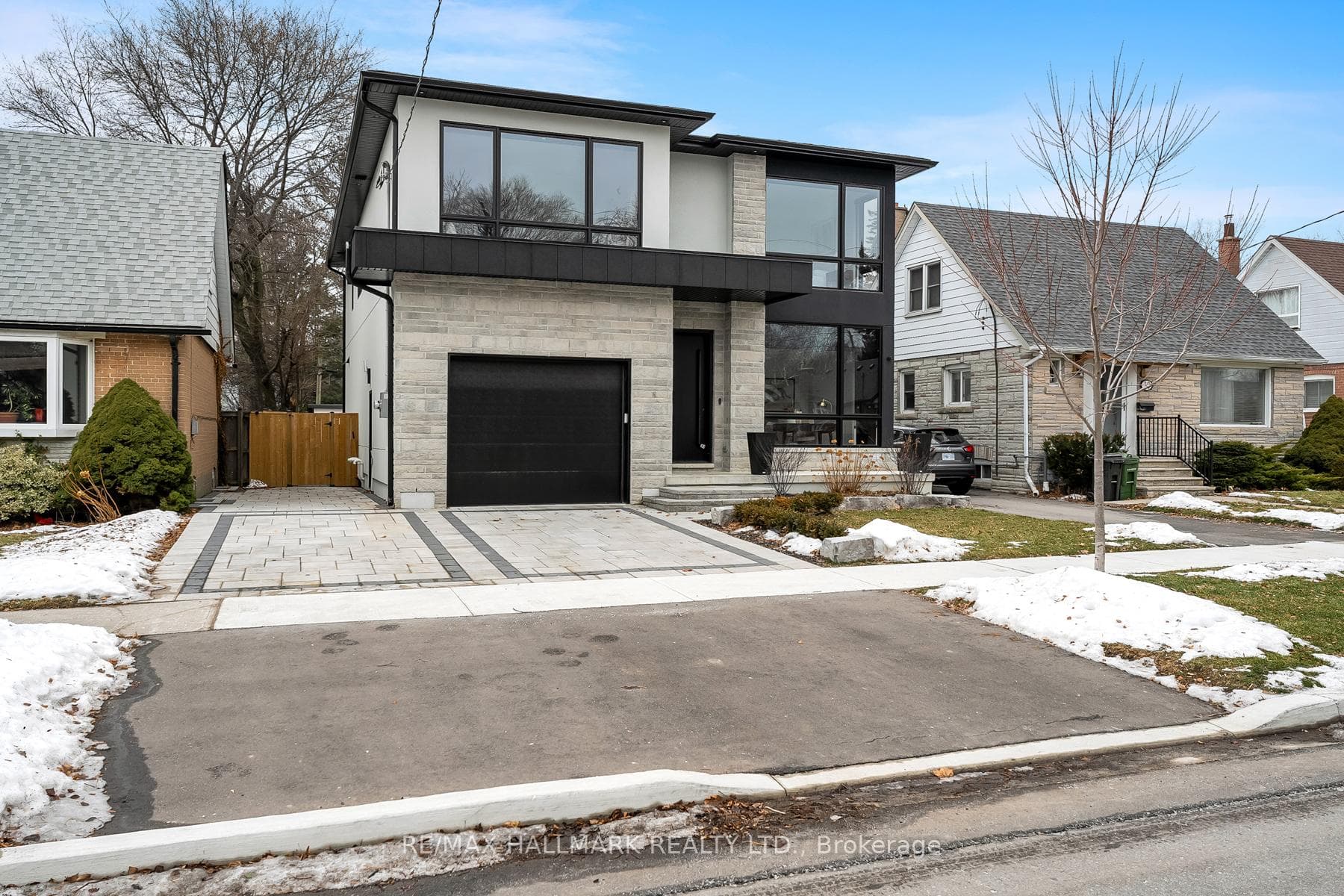 36 Karnwood Drive, Dorset Park / Kennedy Park, ON M1L 2Z5 - Photo 1