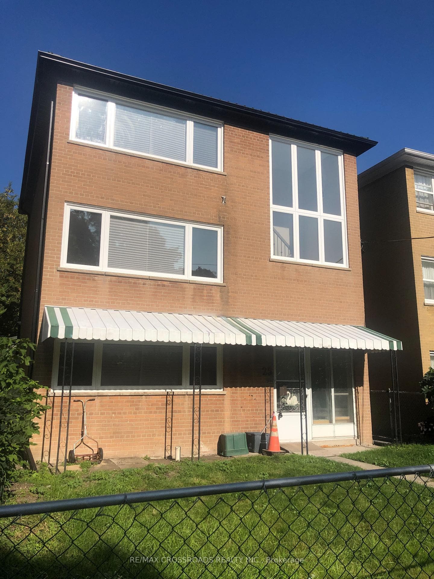 25 Glenside Avenue Unit 2, Riverdale / Leslieville, ON M4L 2T6 - Photo 1