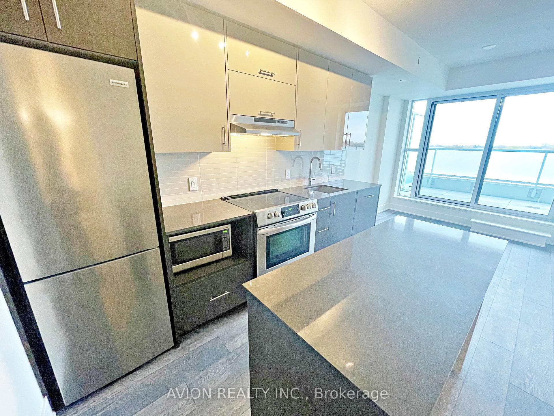 188 Fairview Mall Drive Unit 618, Hillcrest Village / Bayview Village, ON M2J 4T1 - Photo 1