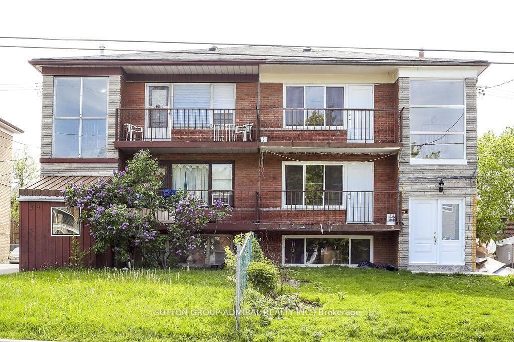 28 Garthdale Court Unit Unit 2, North York (Bathurst Manor / Clanton Park), ON M3H 5P8 - Photo 1