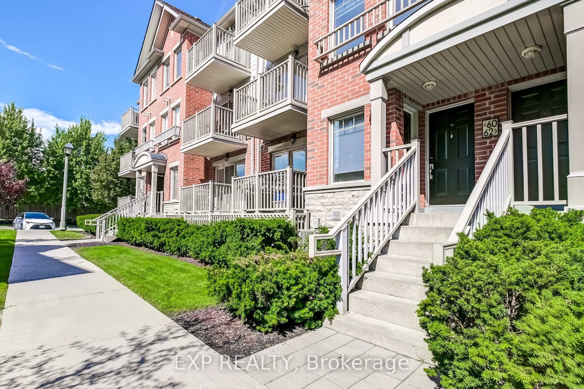 3250 Bentley Drive Unit 60, Mississauga, ON L5M 0P7 - Photo 1