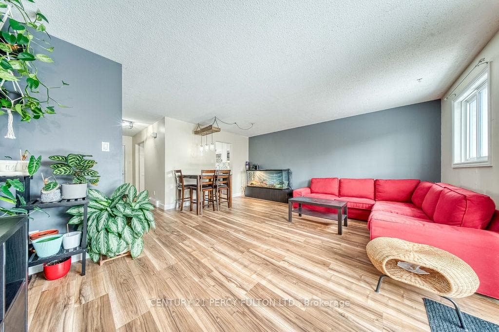 1331 Glenanna Road Unit 56, Pickering, ON L1V 2Y4 - Photo 1