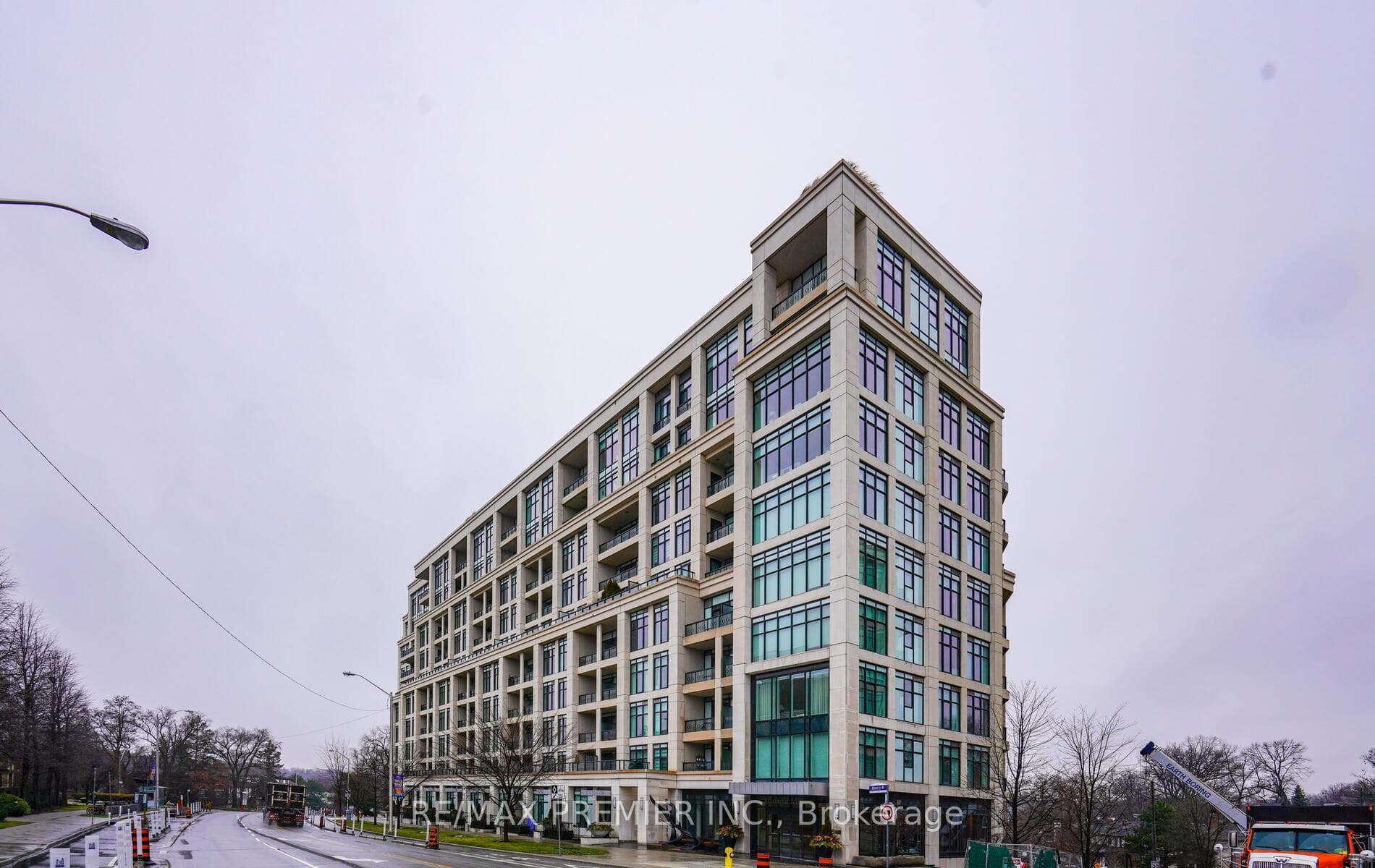 2 Old Mill Drive Unit 303, High Park / Junction / Roncesvalles, ON M6S 0A2 - Photo 1
