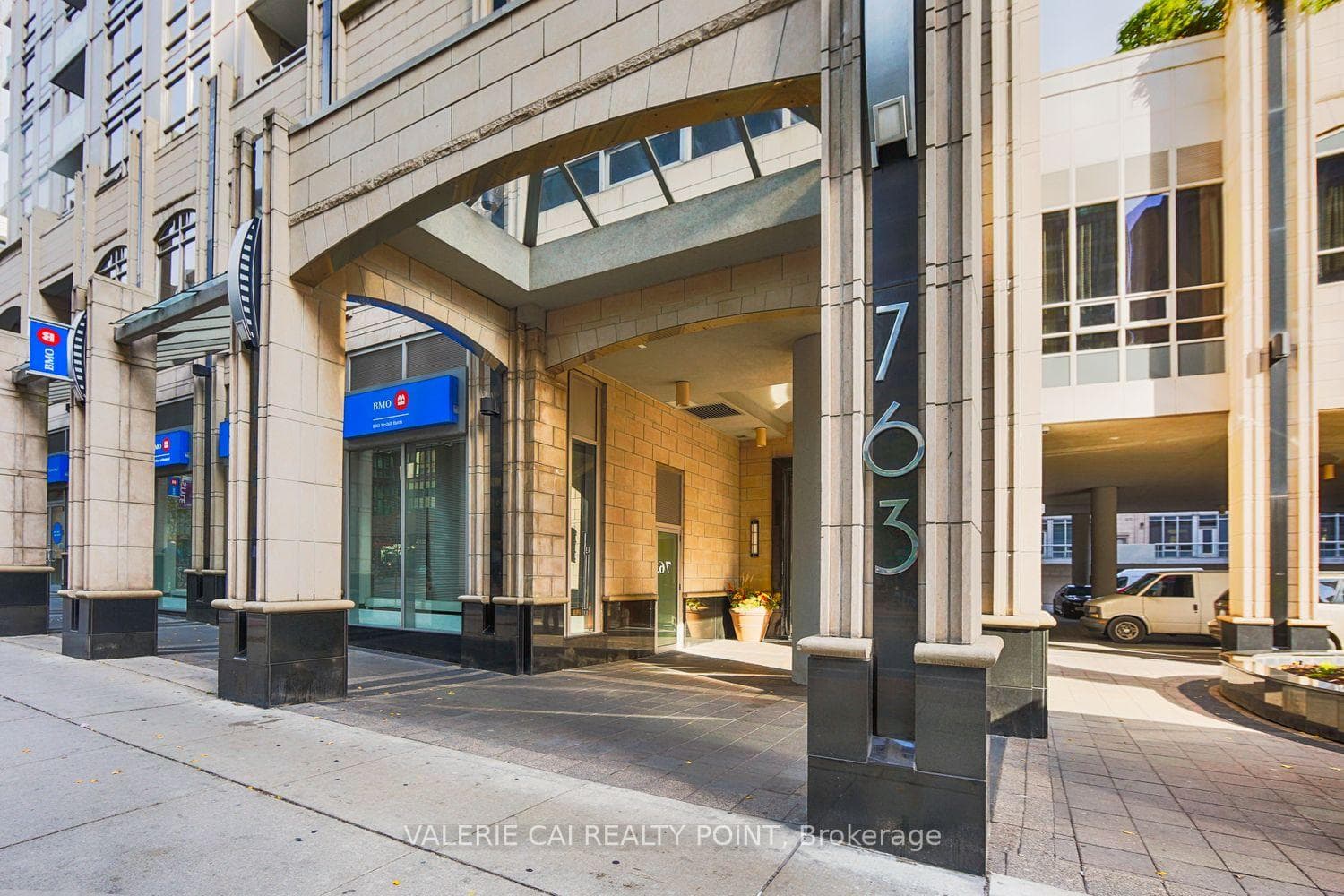 763 Bay Street Unit 502, Downtown Toronto / Waterfront, ON M5G 2R3 - Photo 1