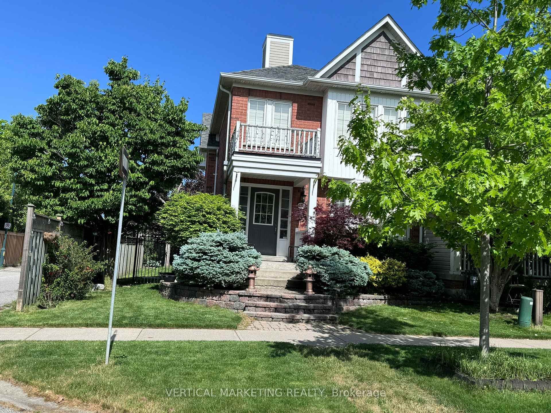 100 Warwick Avenue, Ajax