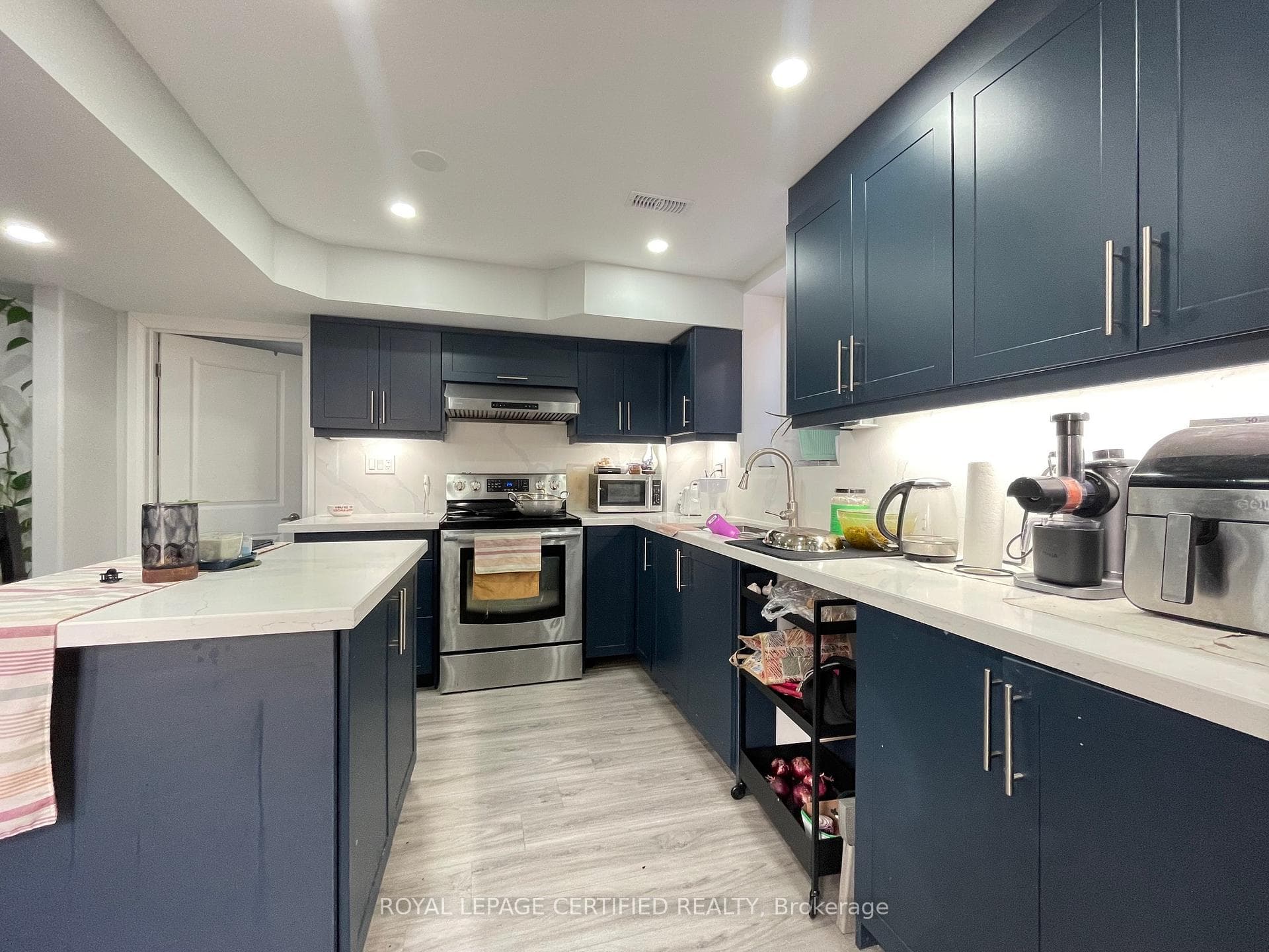 14 Dalmeny Drive Unit Bsmt, Brampton, ON L6X 0X3 - Photo 1