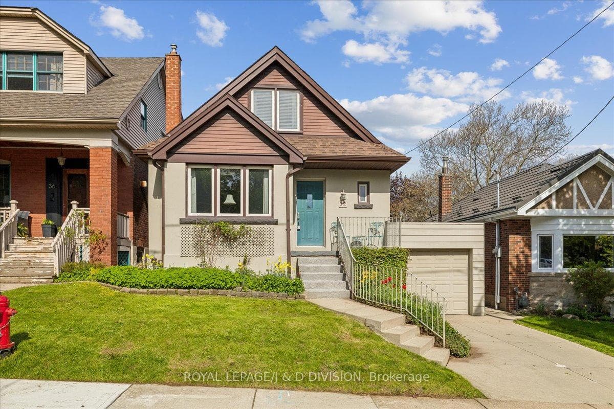 32 Miles Court, Hamilton