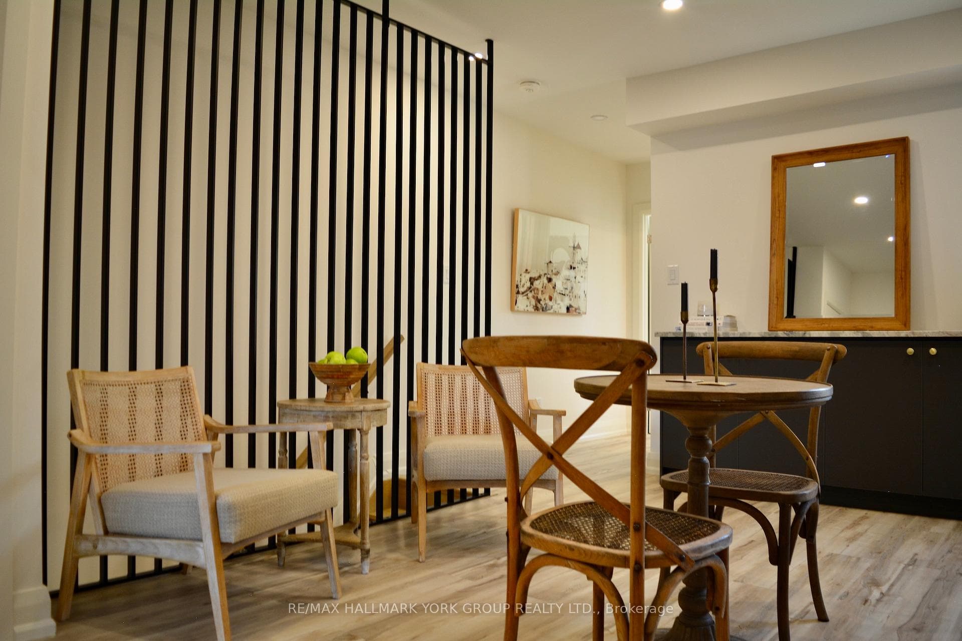Breathtaking renovated 2nd floor w/ modern details