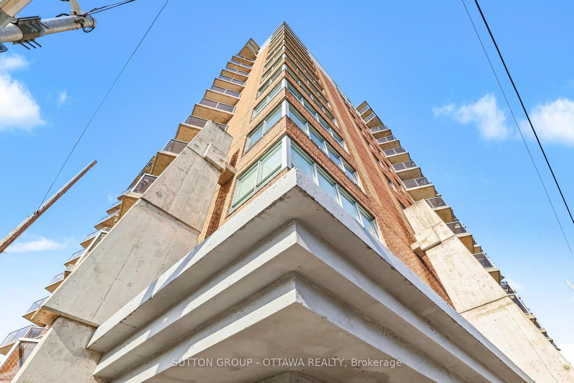 429 Somerset Street Unit 703, Ottawa Centre, ON K2P 2P5 - Photo 1