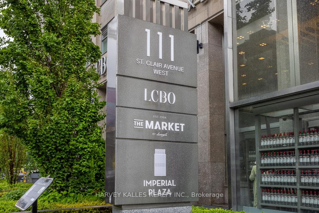 111 St Clair Avenue Unit 1013, Annex / Yorkville / Summerhill, ON M4V 1N5 - Photo 1