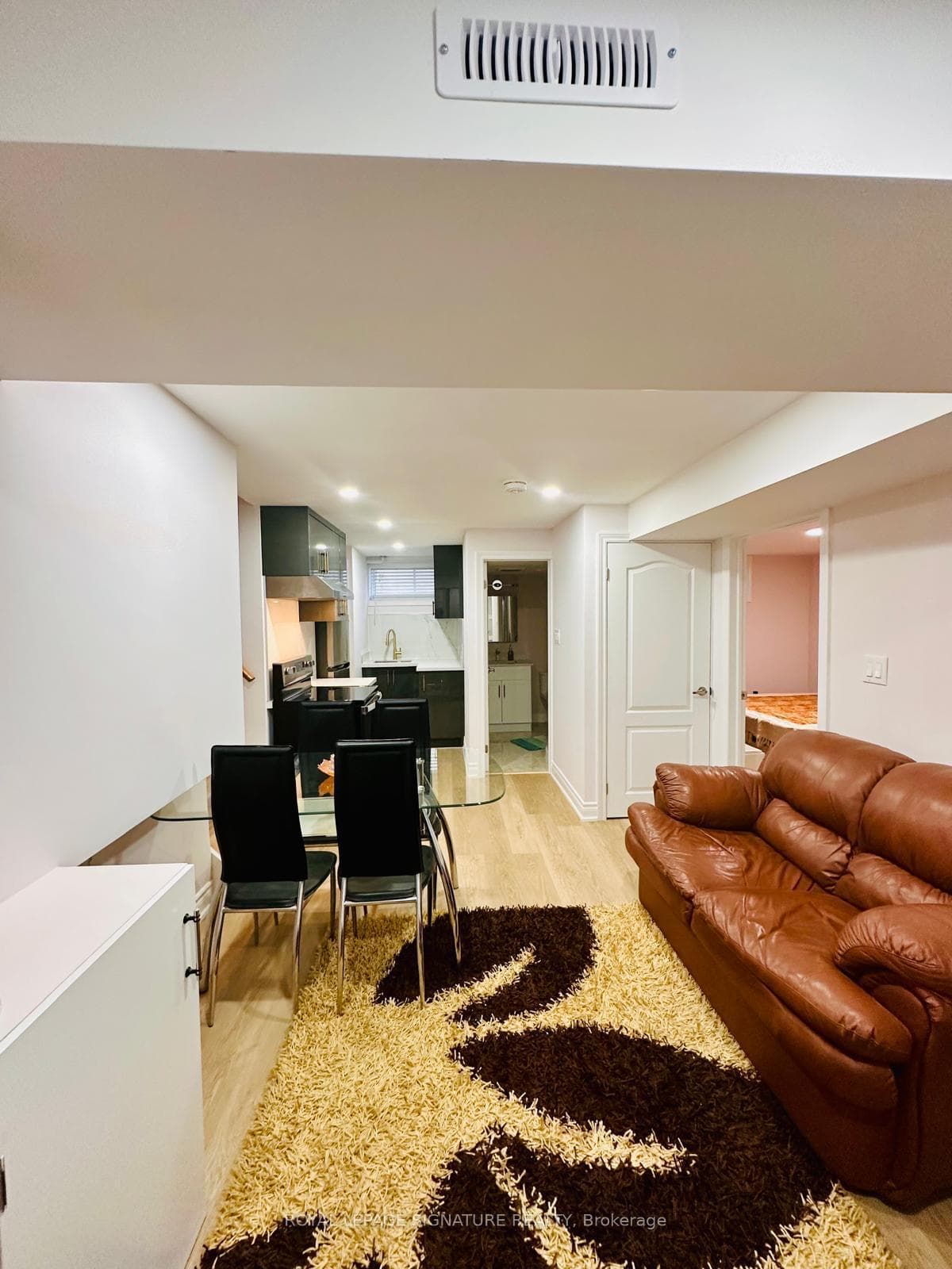 206 Bellamy Road Unit Bsmt, Scarborough Town Centre, ON M1J 2L6 - Photo 1